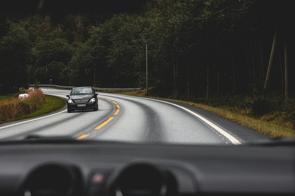 Key Insurance Tips for UK Drivers Using Personal Cars in Ride-Sharing Services